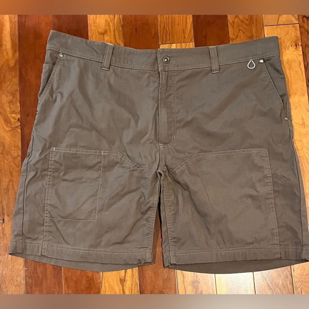 ORVIS Shorts Men’s Sz 42 EUC 8” Inseam Outdoor Active Utility Lightweight Rugged